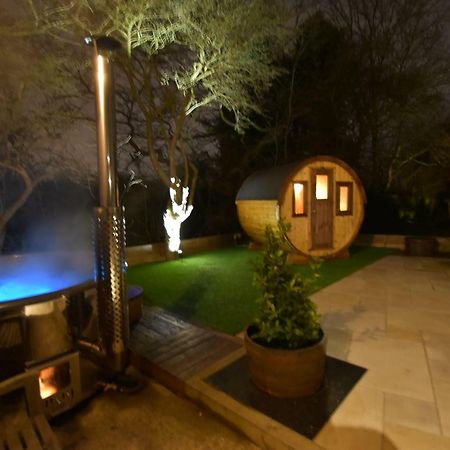 Oak Tree Stables Cottage Birmingham Extérieur photo