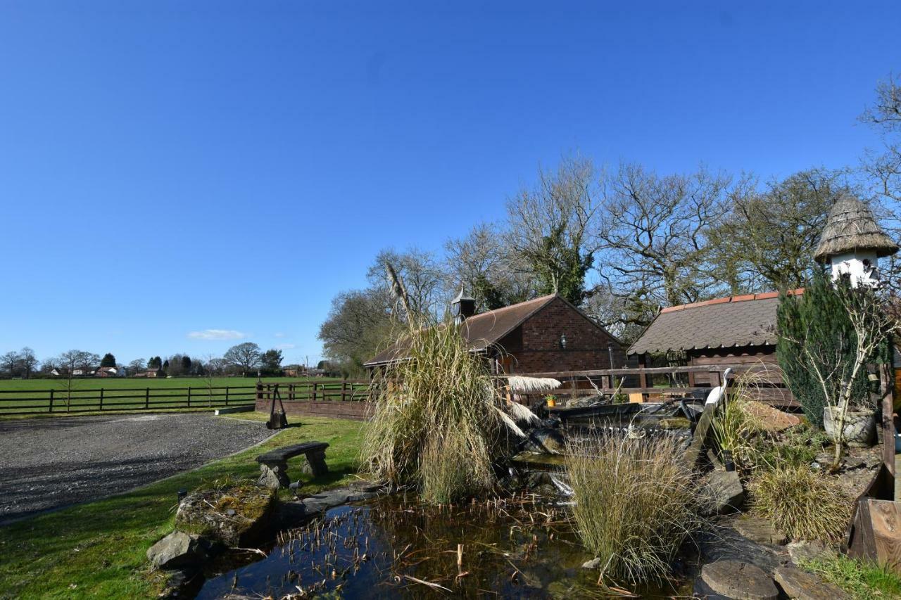 Oak Tree Stables Cottage Birmingham Extérieur photo